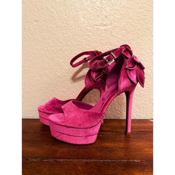 Gianni Bini Shoes - Gianni Bini Dark Magenta Velvet Floral Heels Size 7 NWT